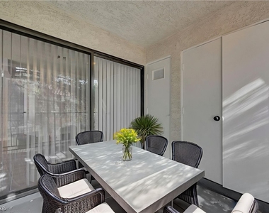4730 Nara Vista Way - Photo Thumbnail 2