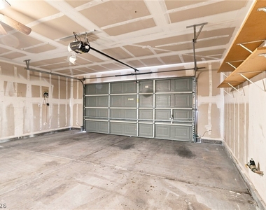 8713 Majestic Pine Avenue - Photo Thumbnail 19