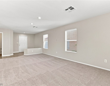 8713 Majestic Pine Avenue - Photo Thumbnail 3