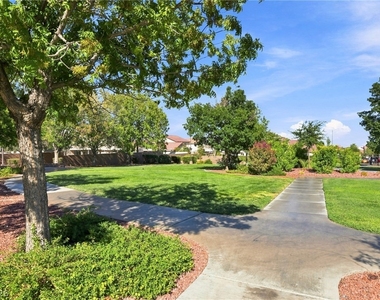 8713 Majestic Pine Avenue - Photo Thumbnail 46
