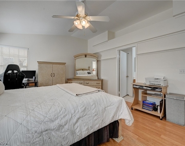 5001 Cedar Lawn Way - Photo Thumbnail 24