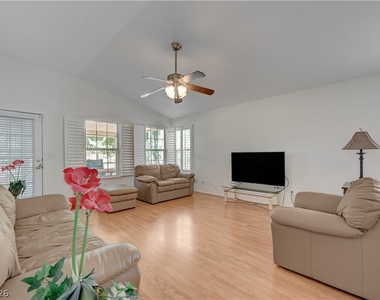 5001 Cedar Lawn Way - Photo Thumbnail 18
