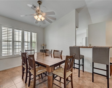 5001 Cedar Lawn Way - Photo Thumbnail 15