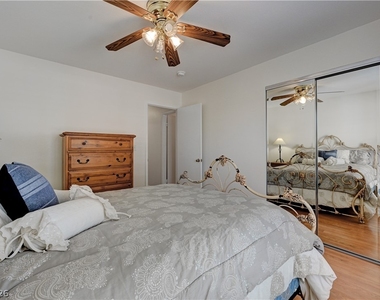 5001 Cedar Lawn Way - Photo Thumbnail 34