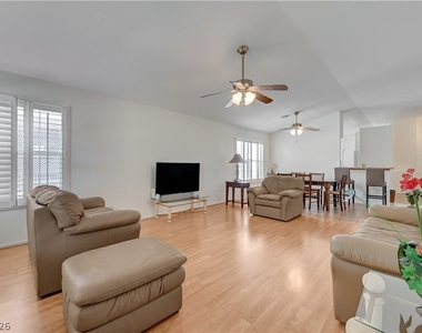 5001 Cedar Lawn Way - Photo Thumbnail 20