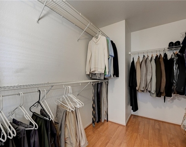5001 Cedar Lawn Way - Photo Thumbnail 30