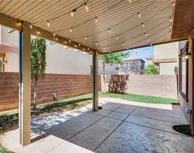 2305 Aragon Canyon Street - Photo Thumbnail 3