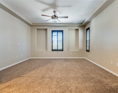 2305 Aragon Canyon Street - Photo Thumbnail 17
