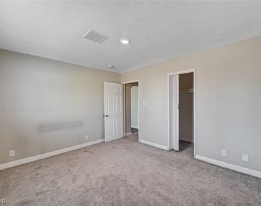 1720 E Carson Avenue - Photo Thumbnail 32