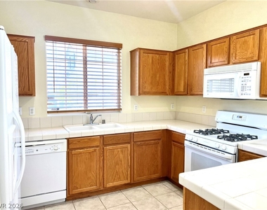 10729 Pipers Cove Lane - Photo Thumbnail 1