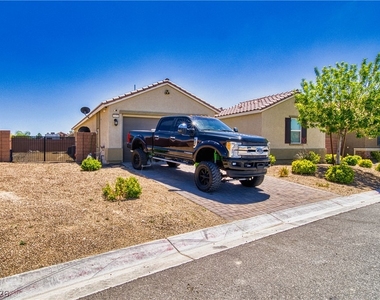 2659 Glen Valley Avenue - Photo Thumbnail 1