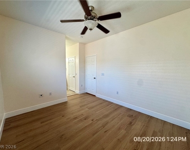 6317 Beige Bluff Street - Photo Thumbnail 15