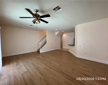 6317 Beige Bluff Street - Photo Thumbnail 8