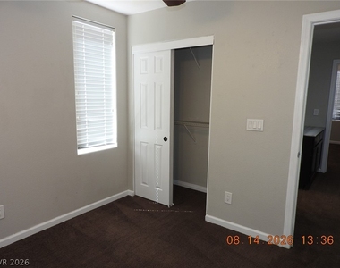 8416 Viansa Loma Avenue - Photo Thumbnail 23