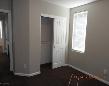 8416 Viansa Loma Avenue - Photo Thumbnail 28