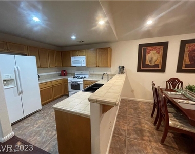 9174 Red Currant Avenue - Photo Thumbnail 4