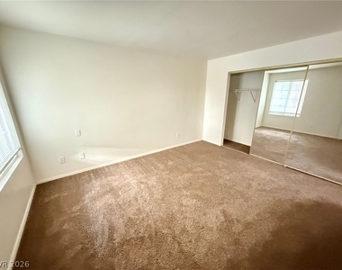 3145 Flamingo Road - Photo Thumbnail 24