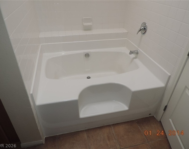 3145 Flamingo Road - Photo Thumbnail 16
