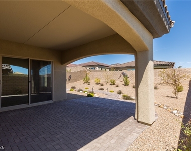 11822 Spadari Court - Photo Thumbnail 18