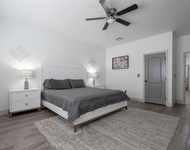 3154 E Eldorado Lane - Photo Thumbnail 23