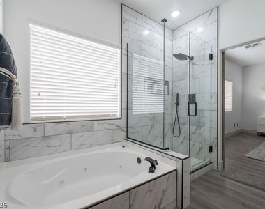 3154 E Eldorado Lane - Photo Thumbnail 32