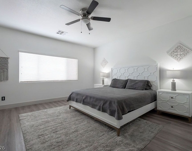 3154 E Eldorado Lane - Photo Thumbnail 24