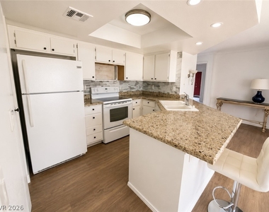 8600 W Charleston Boulevard - Photo Thumbnail 4