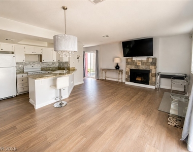 8600 W Charleston Boulevard - Photo Thumbnail 3