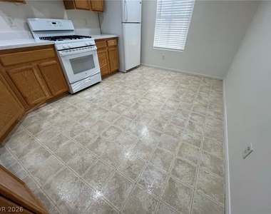 8034 Indian Blanket Street - Photo Thumbnail 7