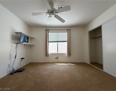 3632 Snowy Pines Street - Photo Thumbnail 21