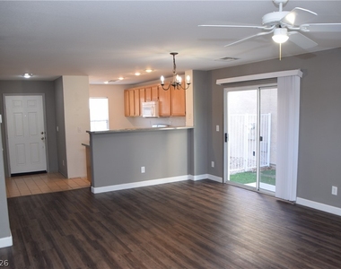 8815 First Lady Avenue - Photo Thumbnail 7