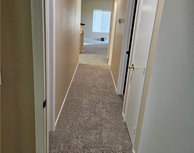 6900 Indian Chief Drive - Photo Thumbnail 4