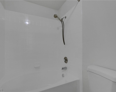 193 Chadwell Court - Photo Thumbnail 39