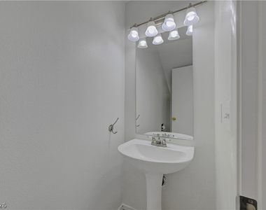 193 Chadwell Court - Photo Thumbnail 26