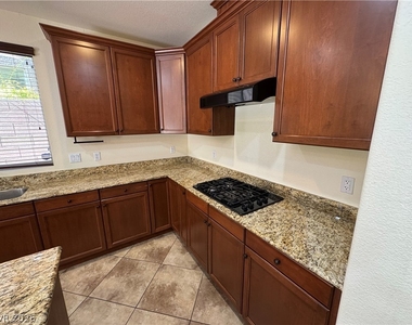 1333 Jamesbury Road - Photo Thumbnail 14