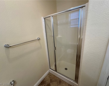 1333 Jamesbury Road - Photo Thumbnail 5