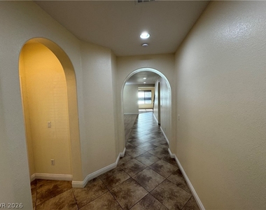 1333 Jamesbury Road - Photo Thumbnail 2