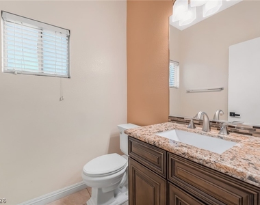 5905 Crumbling Ridge Street - Photo Thumbnail 14