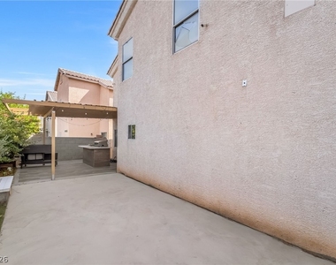 5905 Crumbling Ridge Street - Photo Thumbnail 26