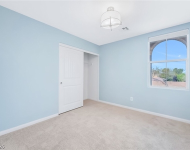 6097 Honeysuckle Ridge Street - Photo Thumbnail 16