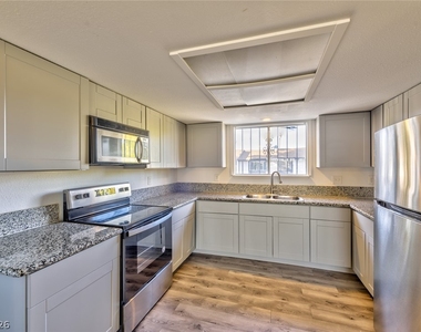 2201 Mars Avenue - Photo Thumbnail 12