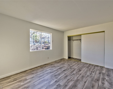2201 Mars Avenue - Photo Thumbnail 8