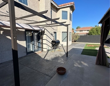 8633 Caribbean Court - Photo Thumbnail 31