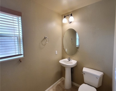 517 Bachelor Button Street - Photo Thumbnail 7