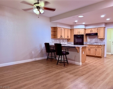 412 Fallwood Lane - Photo Thumbnail 2