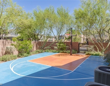 47 Pristine Glen Street - Photo Thumbnail 42