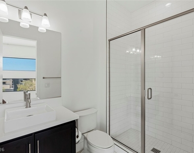47 Pristine Glen Street - Photo Thumbnail 22