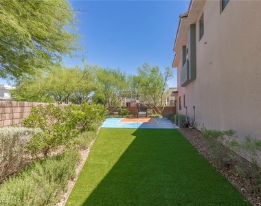 47 Pristine Glen Street - Photo Thumbnail 41