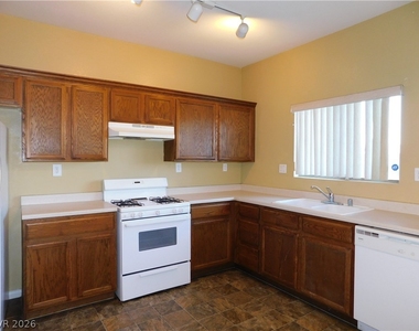 5260 Birdstone Court - Photo Thumbnail 8