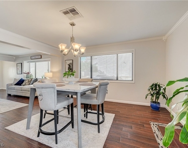 2064 Waverly Circle - Photo Thumbnail 19